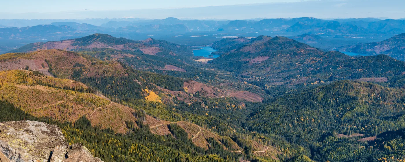 Spirit Lake scenery