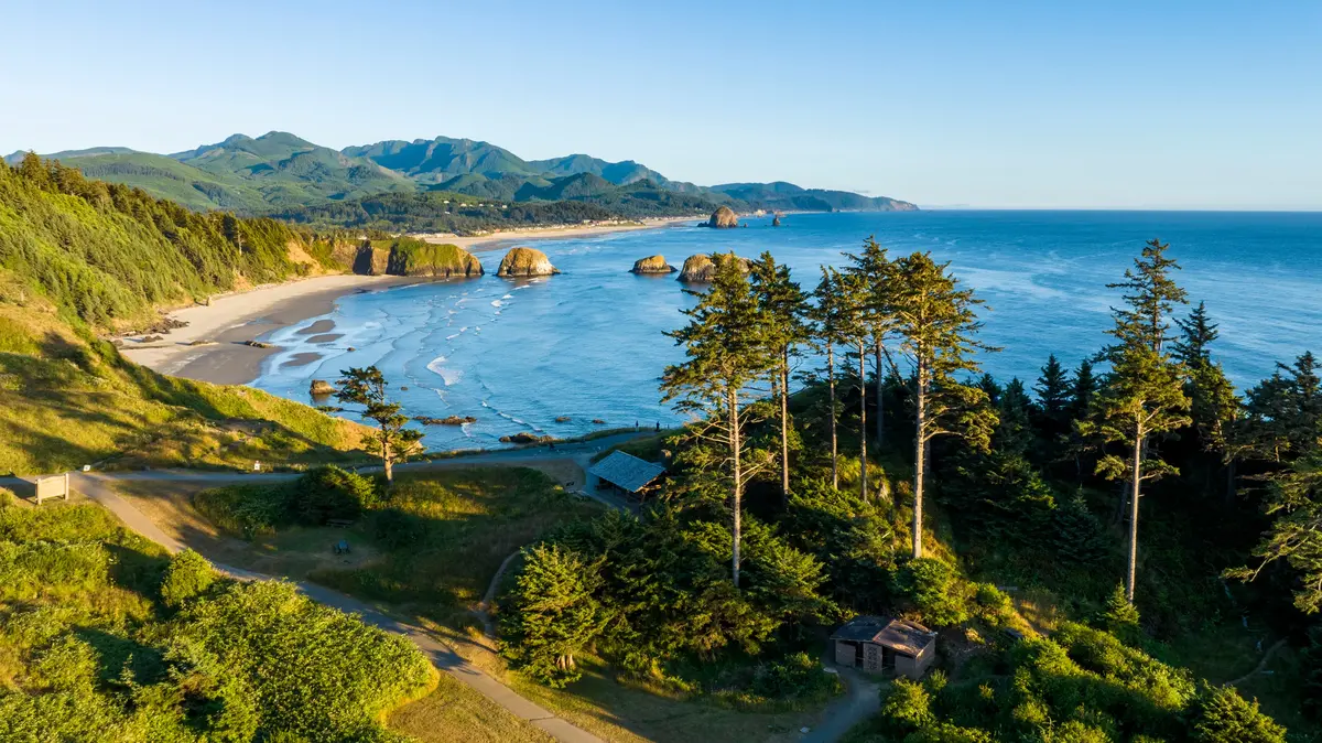 Cannon Beach scenery