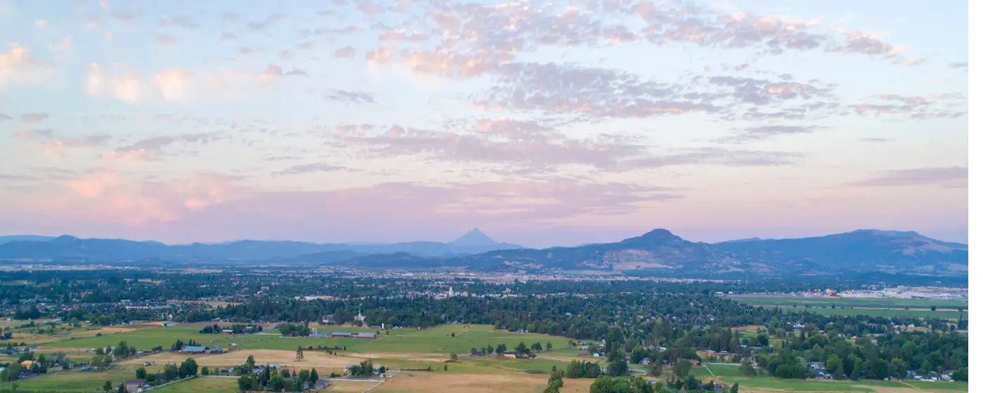 Living in Central Point, Oregon: The Local's Guide to Moving Here