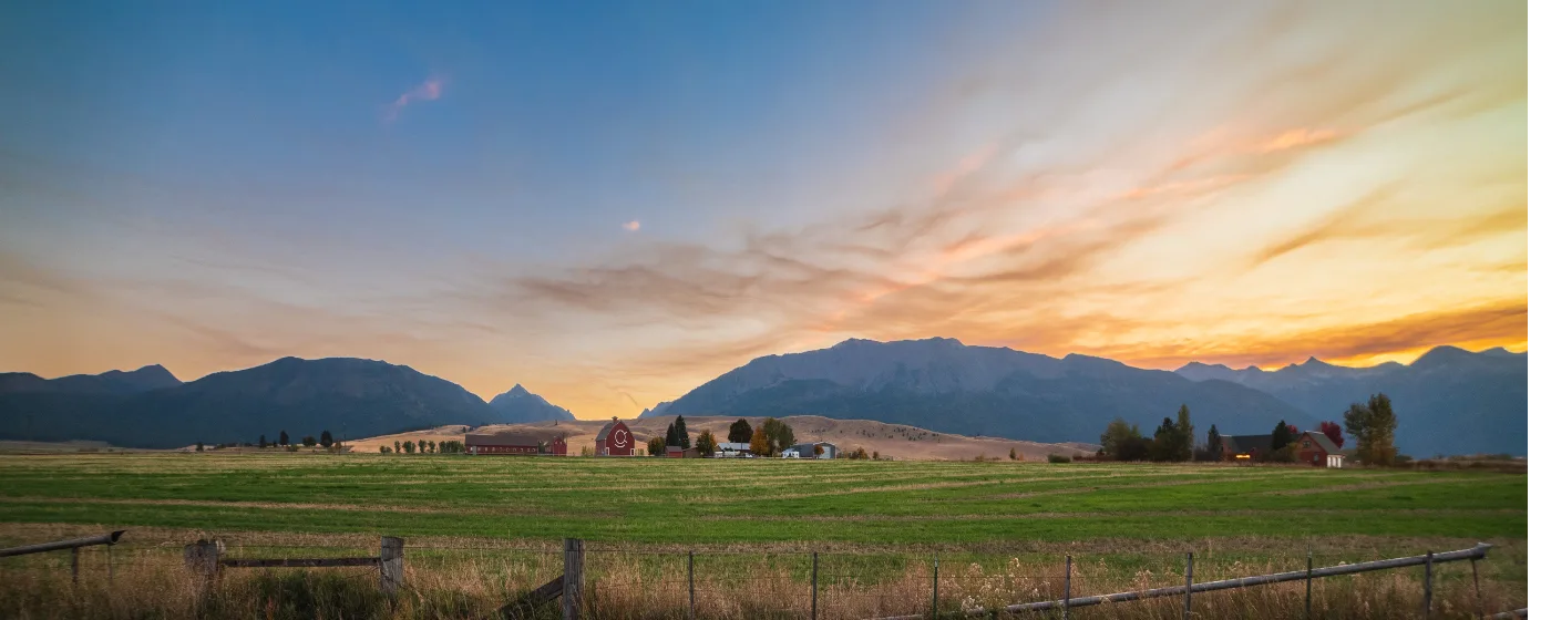 Living in La Grande, Oregon: What to Know Before You Move